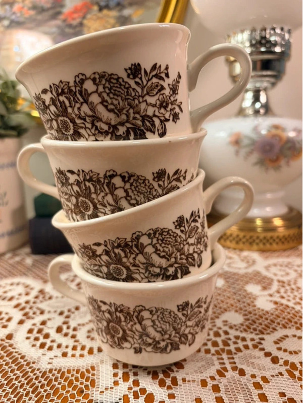 Vintage Floral Stoneware Coffee Cups Set of 4 Brown & Cream Mugs